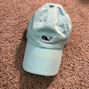 Light blue vineyard vines hat